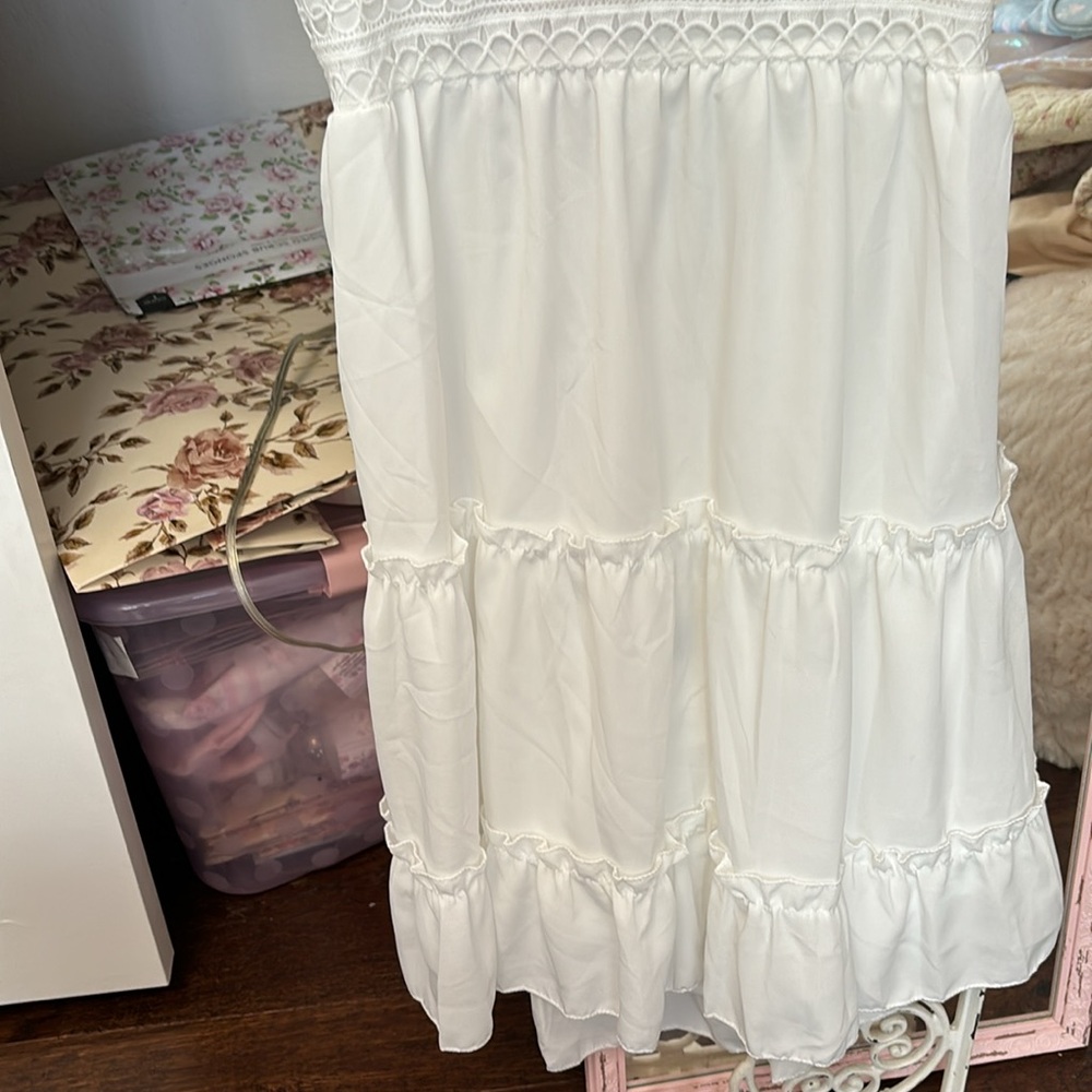 NWT! White Summer Dress - Picture 3 of 7